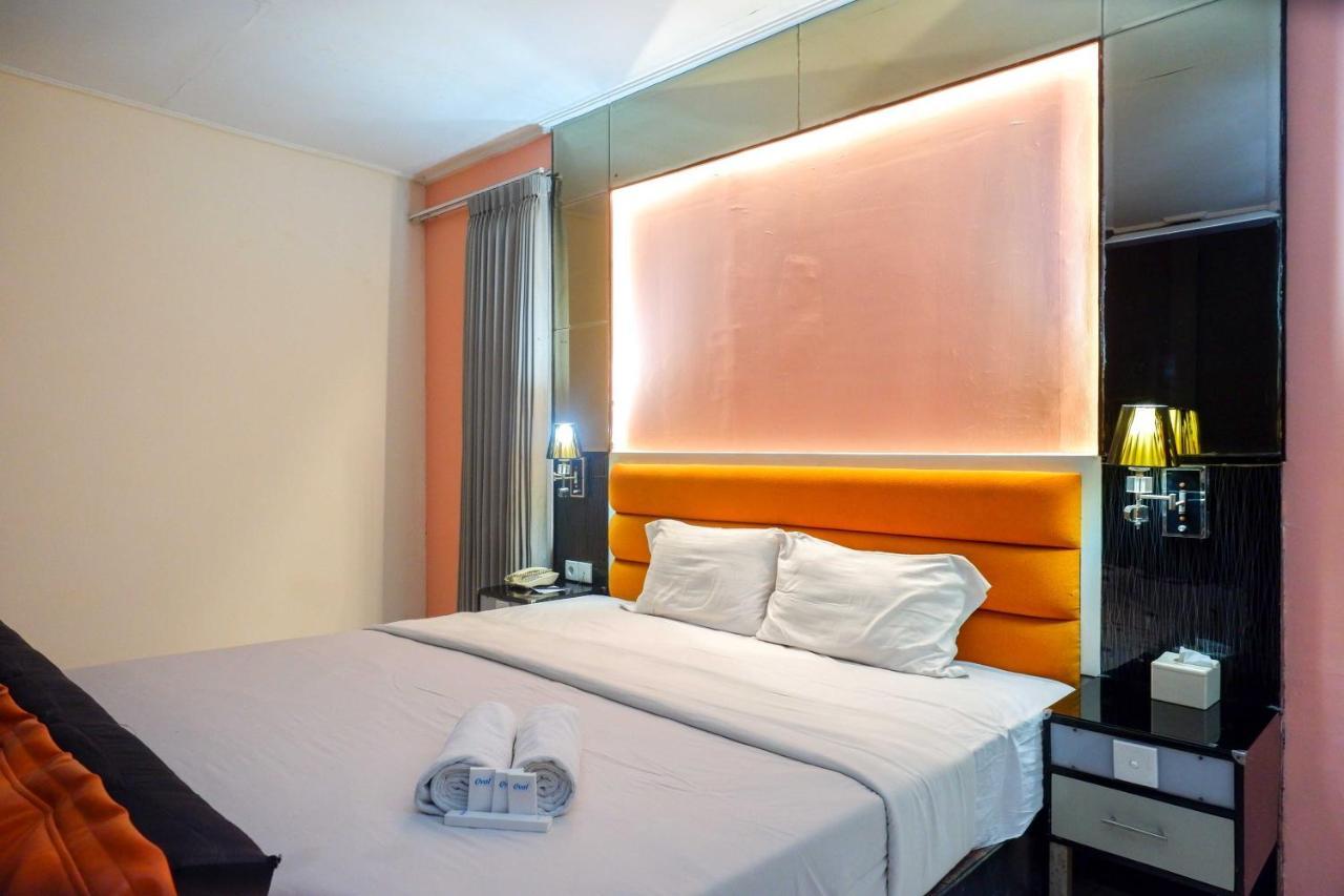 Sans Hotel International Surabaya Gubeng Екстериор снимка